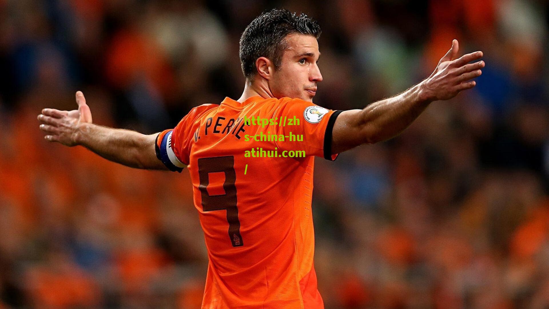 伦纳德身形巨变引爆社媒!减重改打三号位策略曝光,六块腹肌预示新赛季战术革命